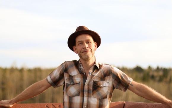 Artist Spotlight: Scott Cook