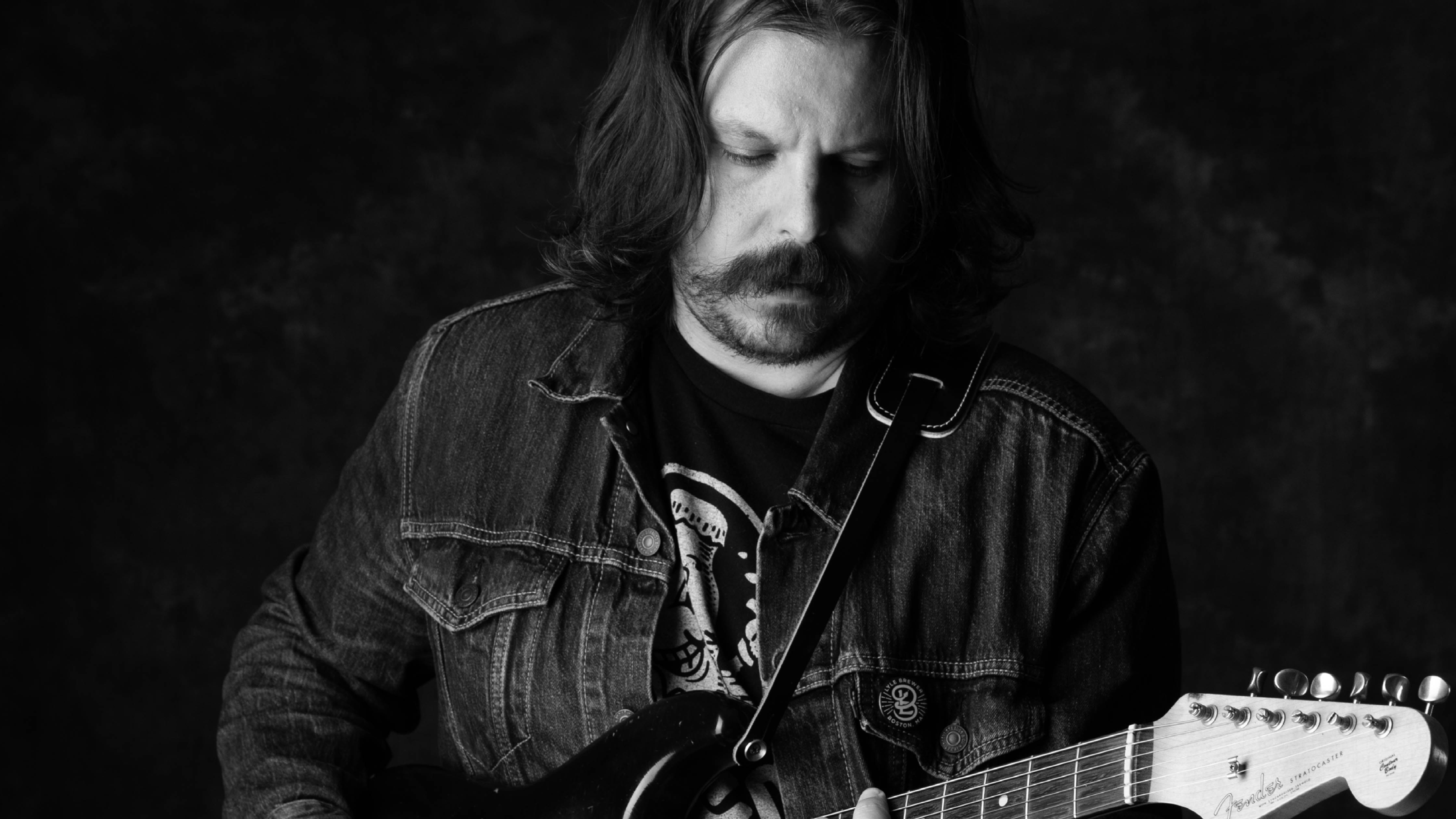 Dave Bruzza of Greensky Bluegrass